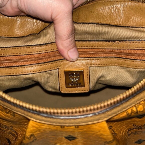 MCM Visetos Cognac Tote Bag . With Crossbody strap - Picture 12 of 16